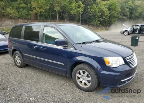 2012 Chrysler Town & Country Touring z USA, uszkodzony, nr VIN 2C4RC1BG3CR375633